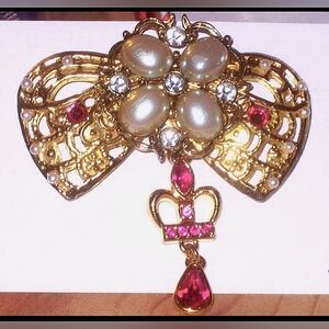 Pearl & Crystal Gold Bow  Brooch with Crown